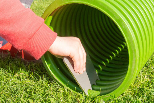The Zippi cleaning tool fits perfectly between the ridges of the Zippi tunnels.