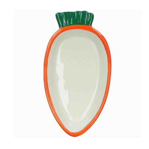 A carrot shaped small pet bowl