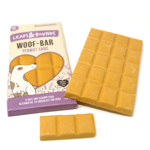 Leaps & Bounds Woof Bar Peanut Choc 100g