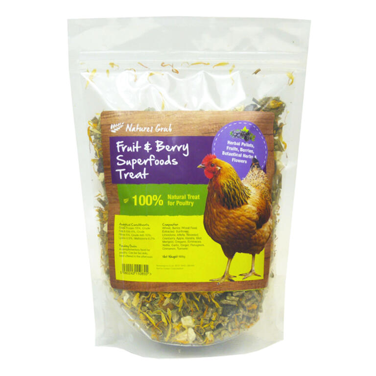 Natures grub fruit & berry superfoods chicken treat 600g